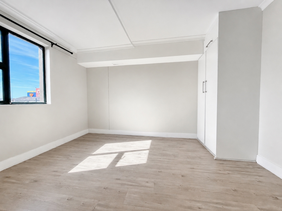 2 Bedroom Property for Sale in Zonnebloem Western Cape